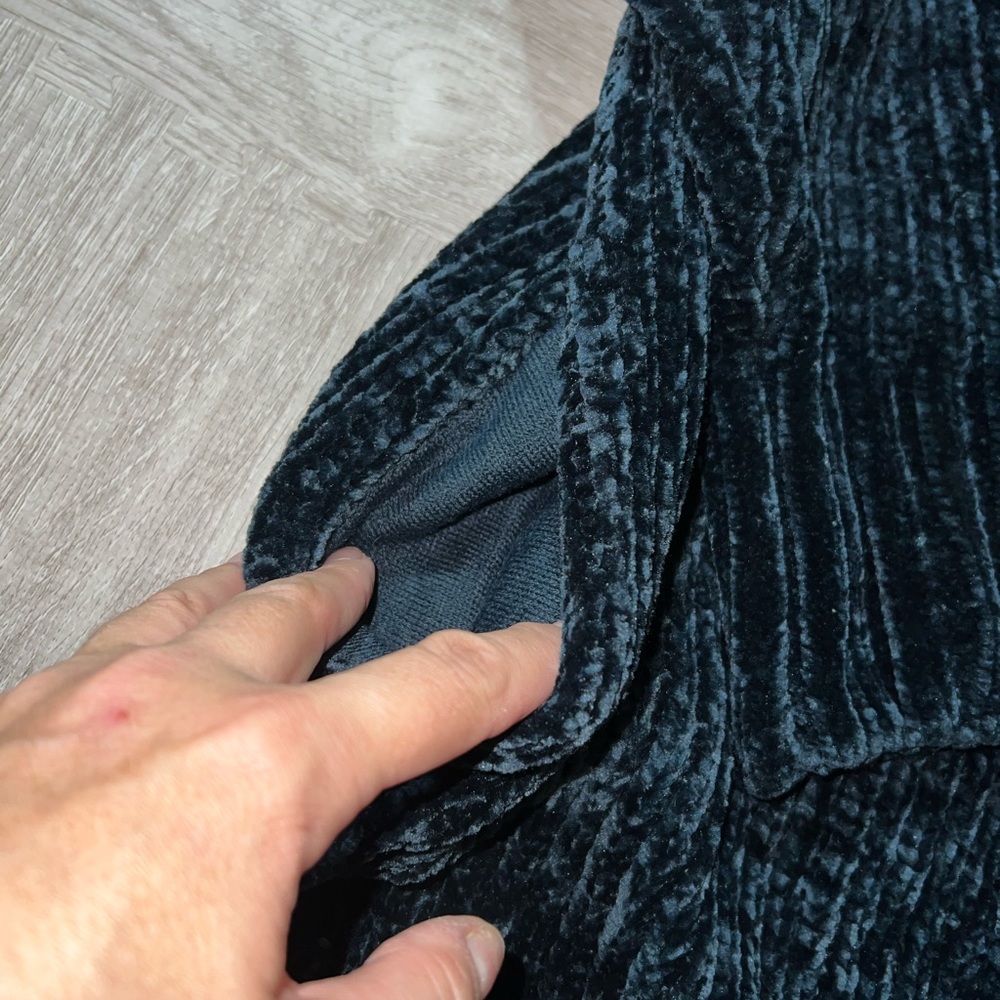 Lisa Rinna Collection Cardigan Sweater - Picture 3 of 6